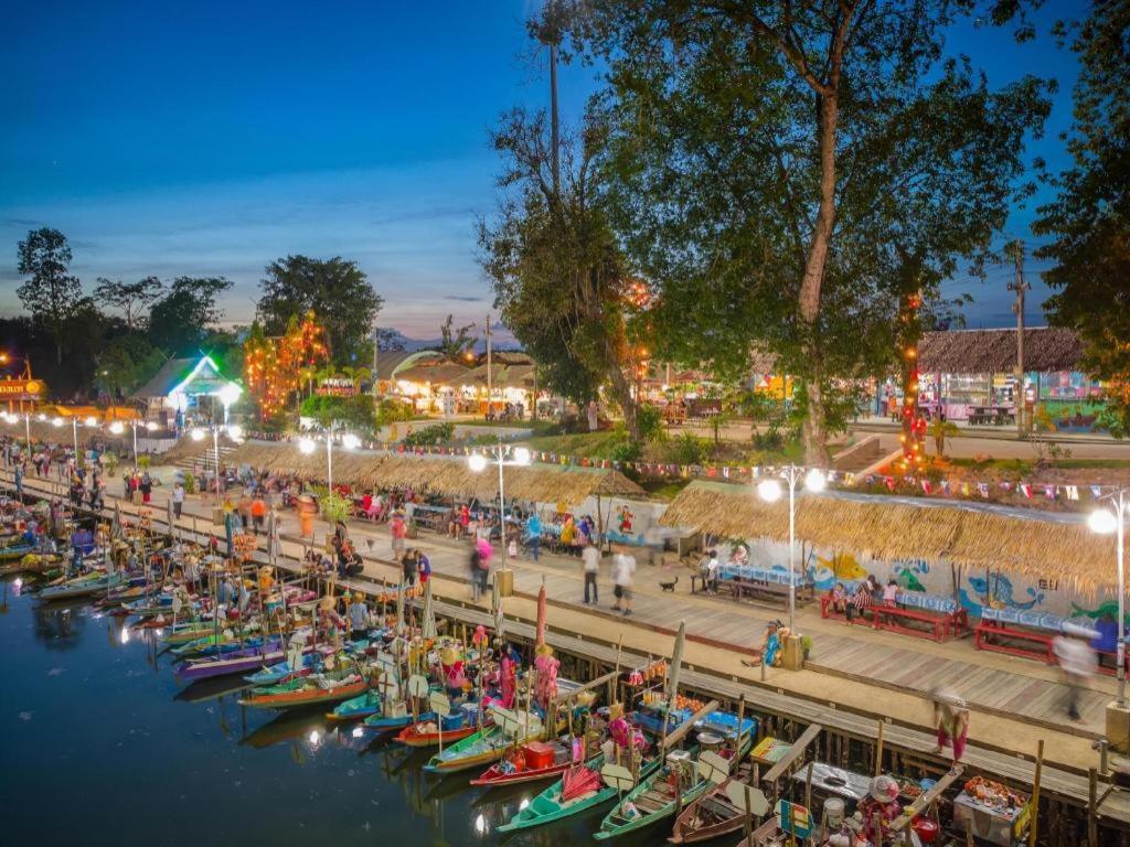 The Three Hat Yai Esterno foto